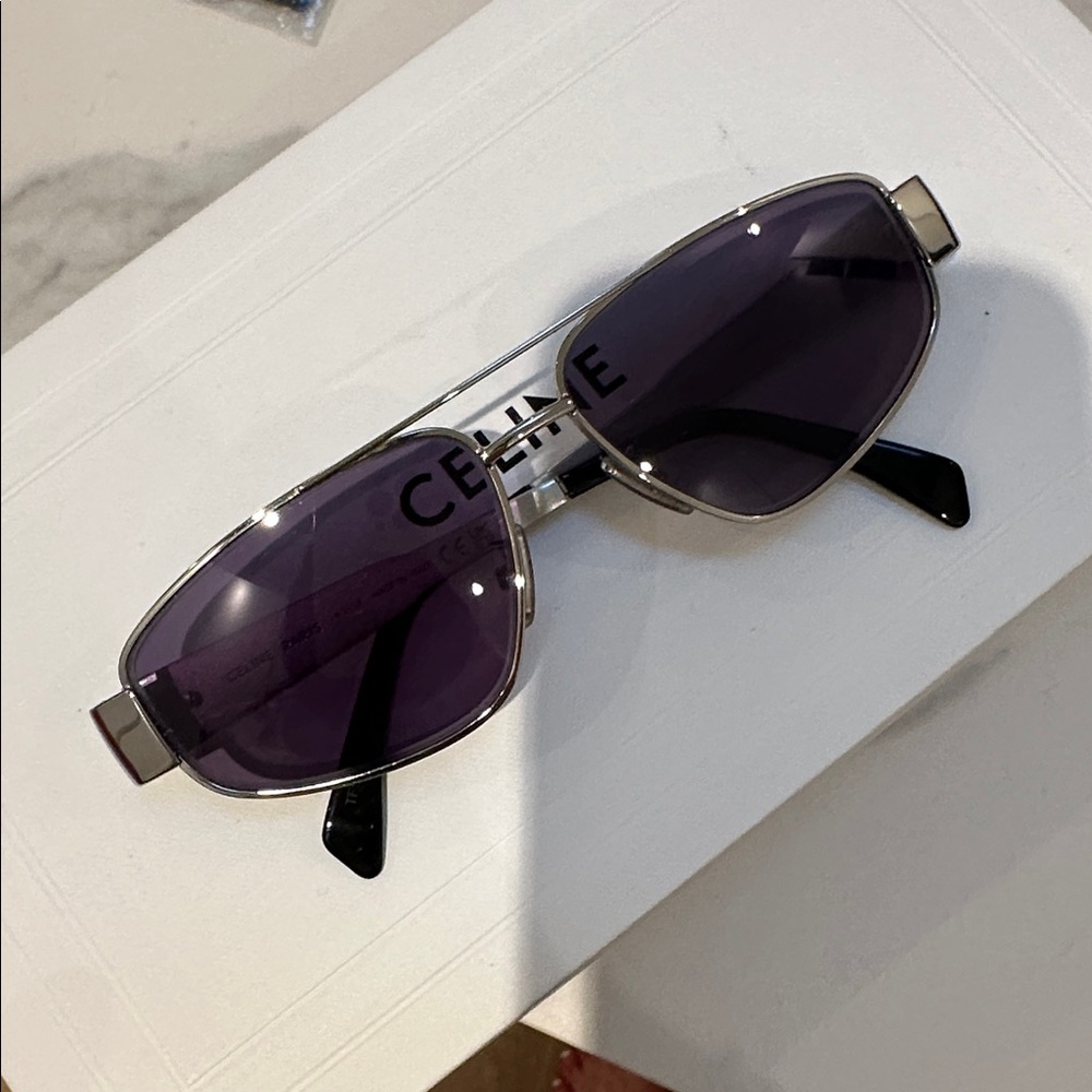 Celine Metal Triomphe sunglasses CL40281U - Picture 2 of 8